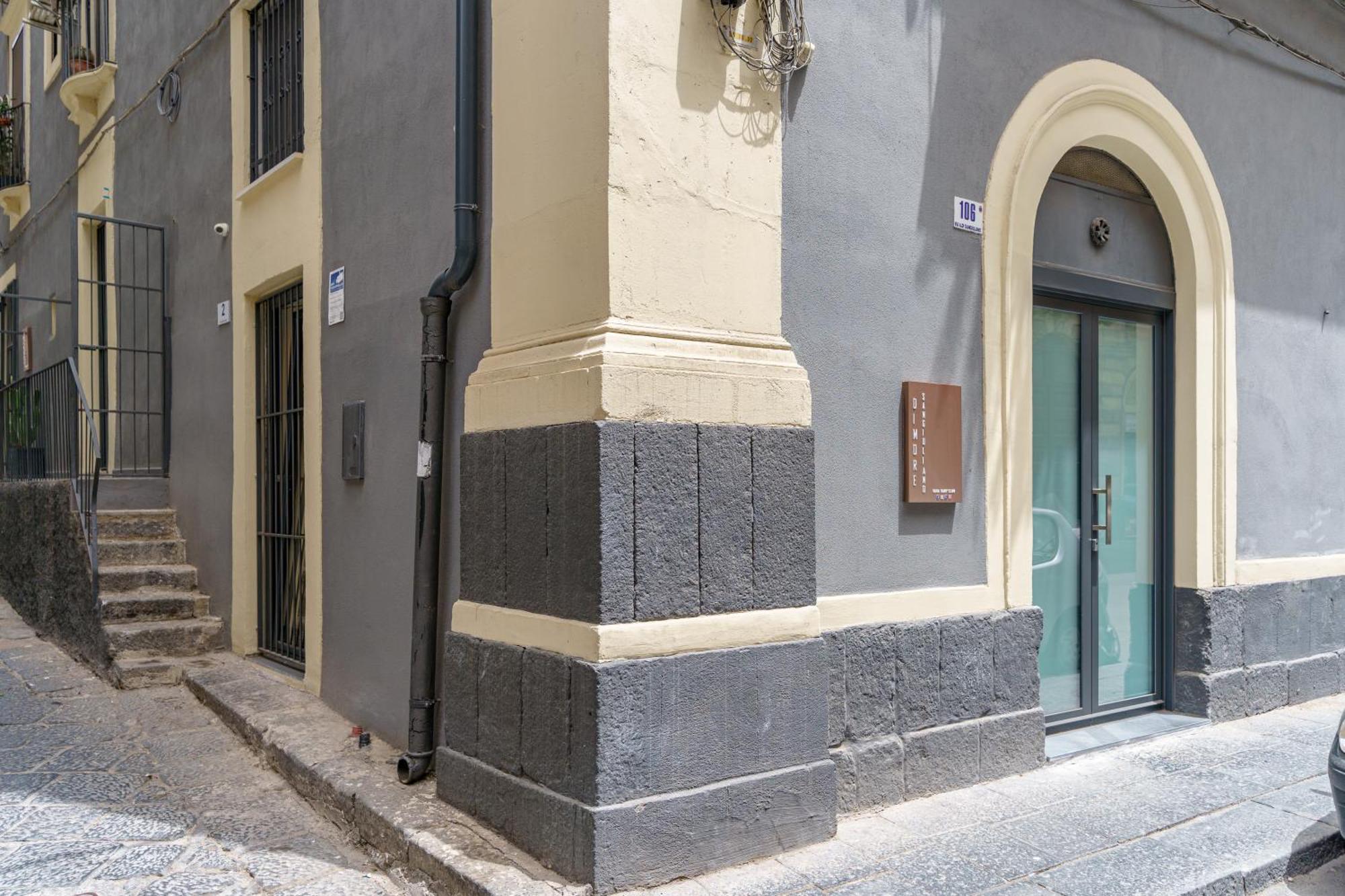 Dimore Sangiuliano - Casa Sant'elmo Appartamento Aeroporto di Catania Fontana Rossa